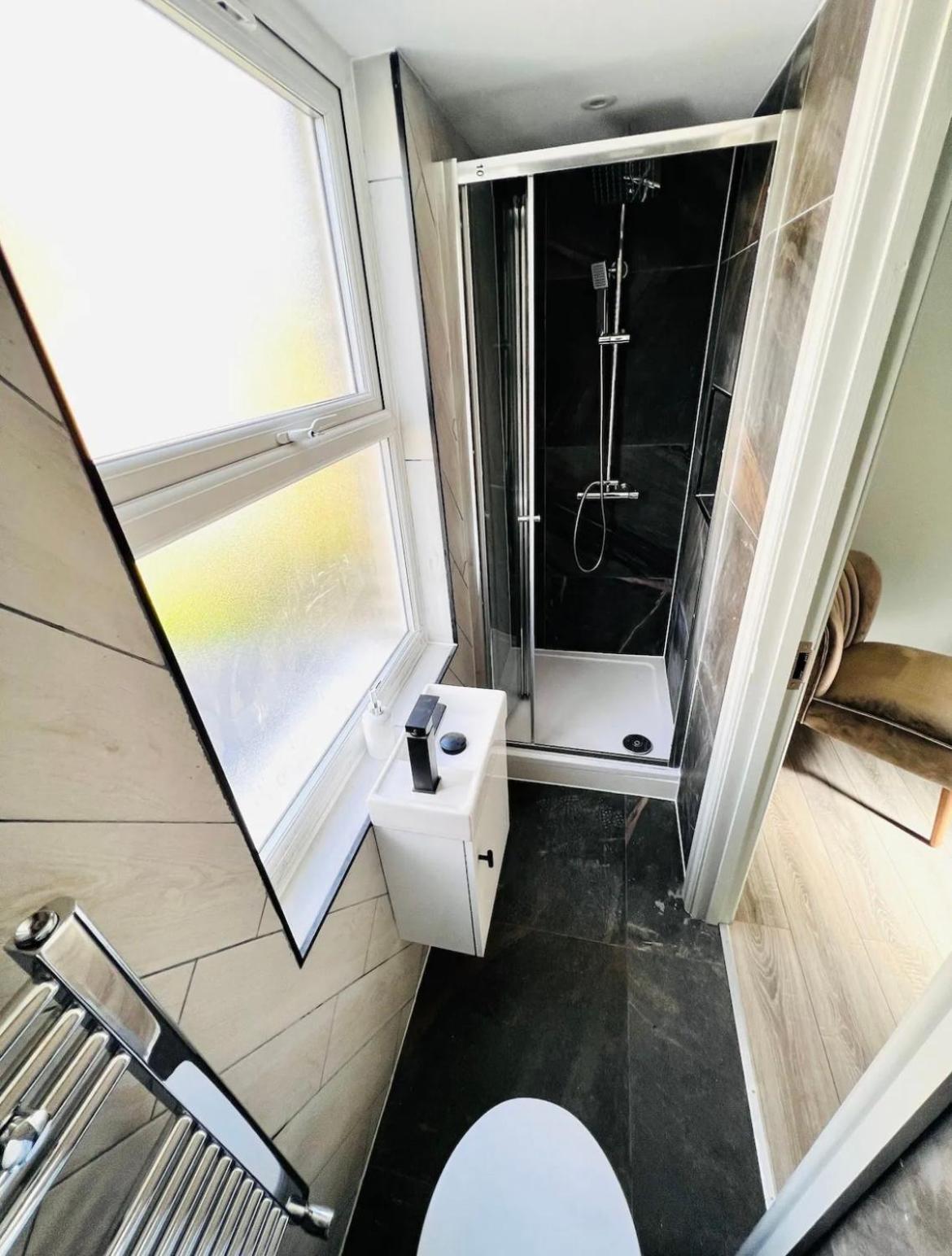 London 43 Ensuite Room Look Like Hotel Top Locations エクステリア 写真