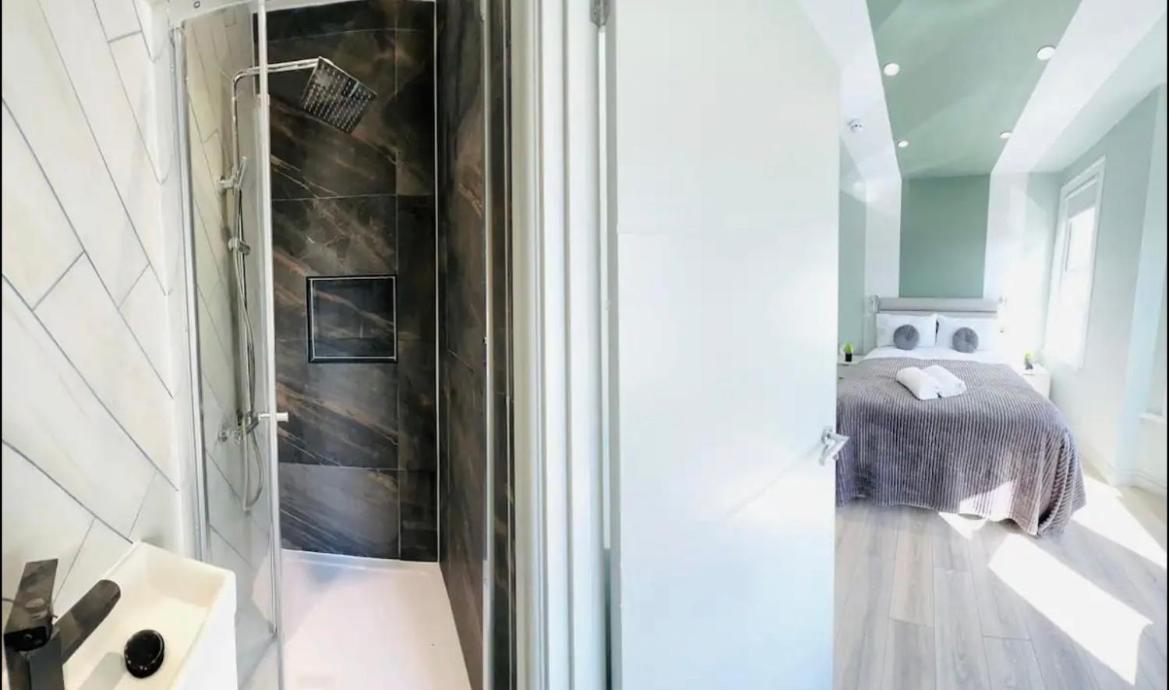 London 43 Ensuite Room Look Like Hotel Top Locations エクステリア 写真