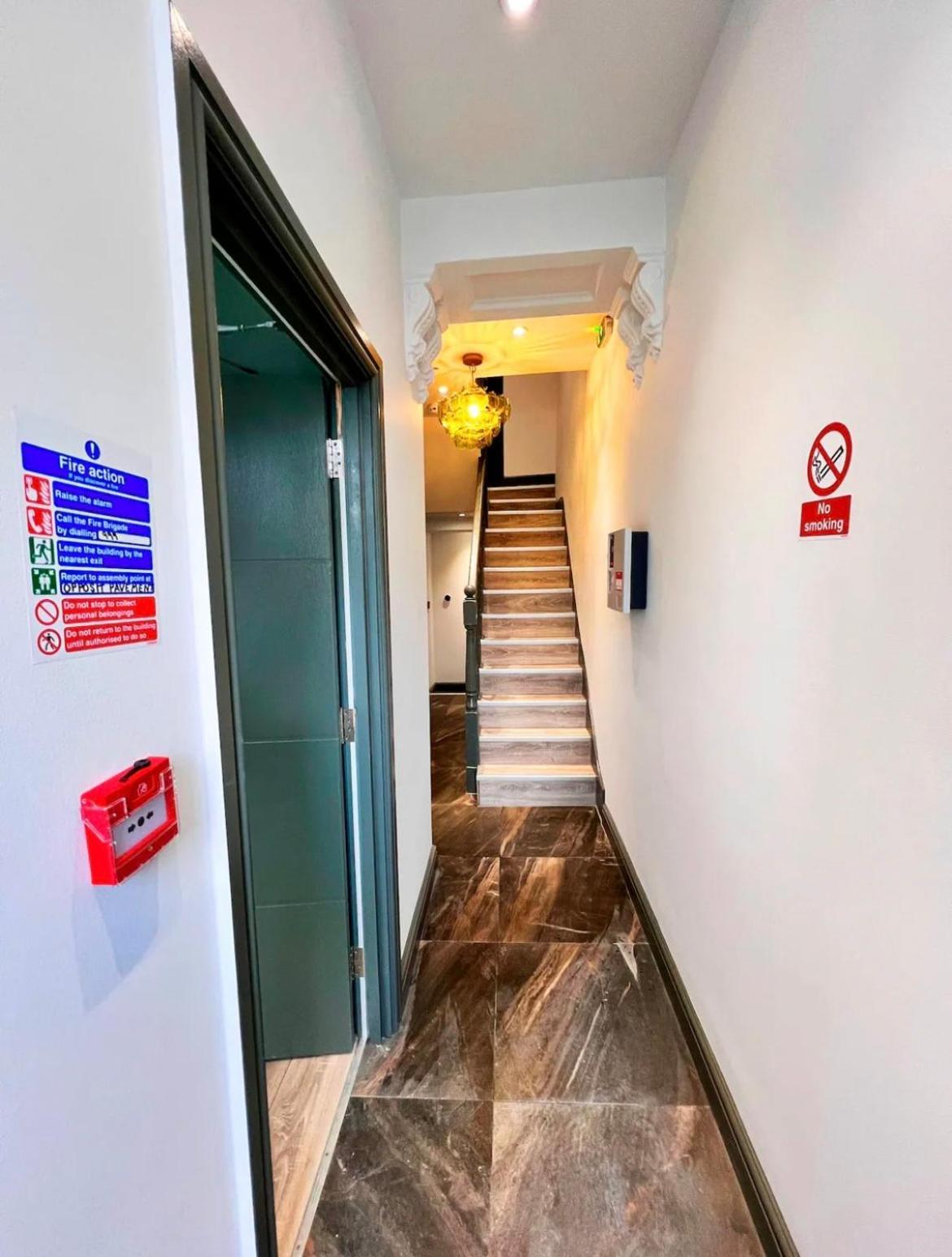 London 43 Ensuite Room Look Like Hotel Top Locations エクステリア 写真